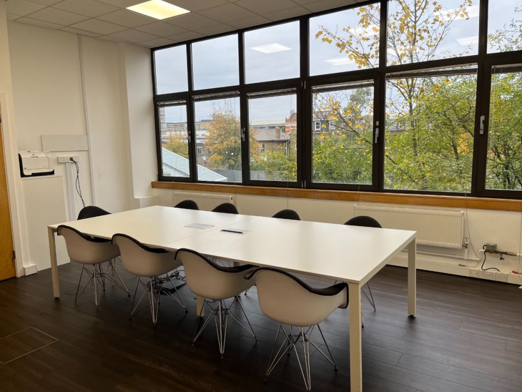Images for Treeside Property, Cambridge House, 180, Upper Richmond Road, Putney, London, SW15 2SH EAID:3928049530 BID:2