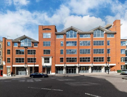 Porters Place, 11 St. John Street, Farringdon, London, EC1M 4AA - EAID:3928049530, BID:2